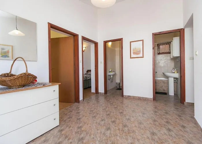 House Sole Nyaraló Póla