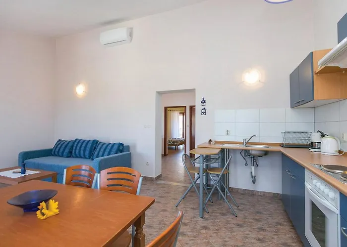 בית נופש House Sole פולה