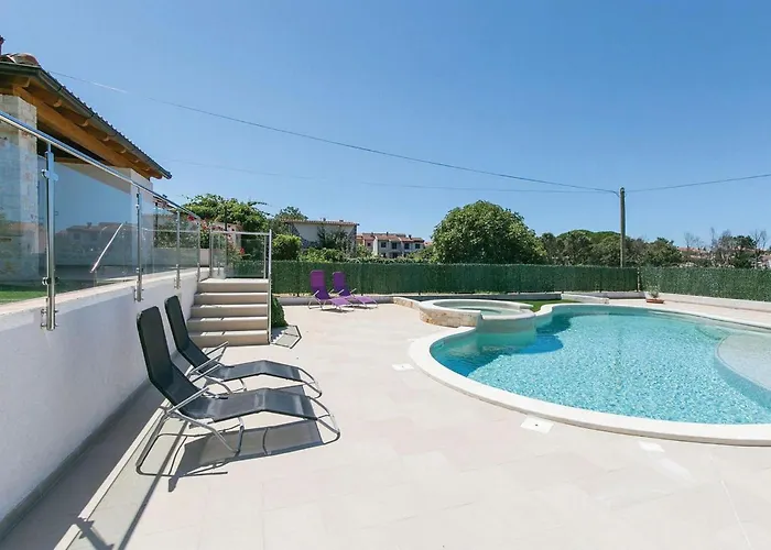 Будинок відпочинку House Sole Пула